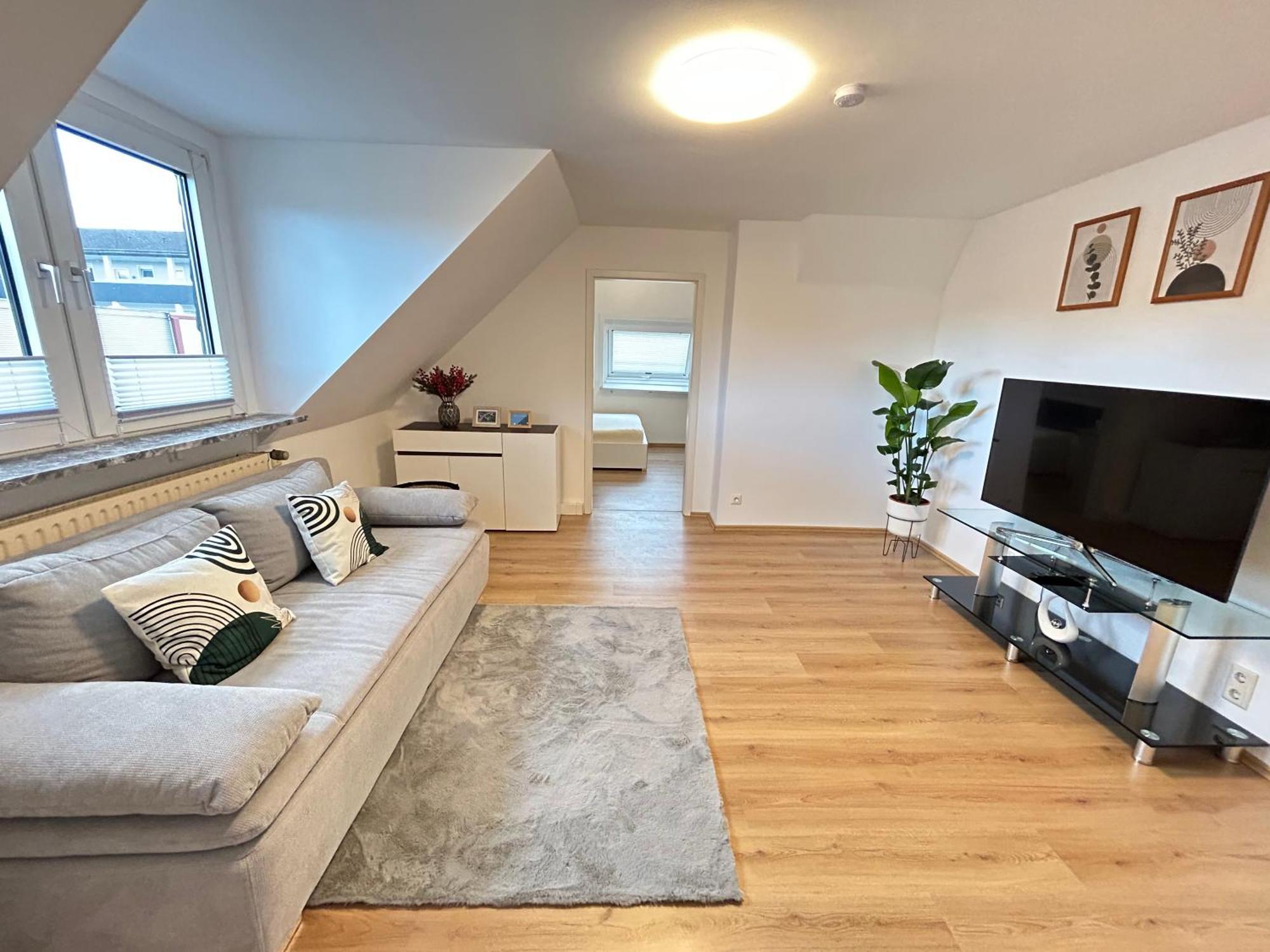 Ferienwohnung I Monteurwohnung, 5G Internet I Netflix Изерлон Екстериор снимка